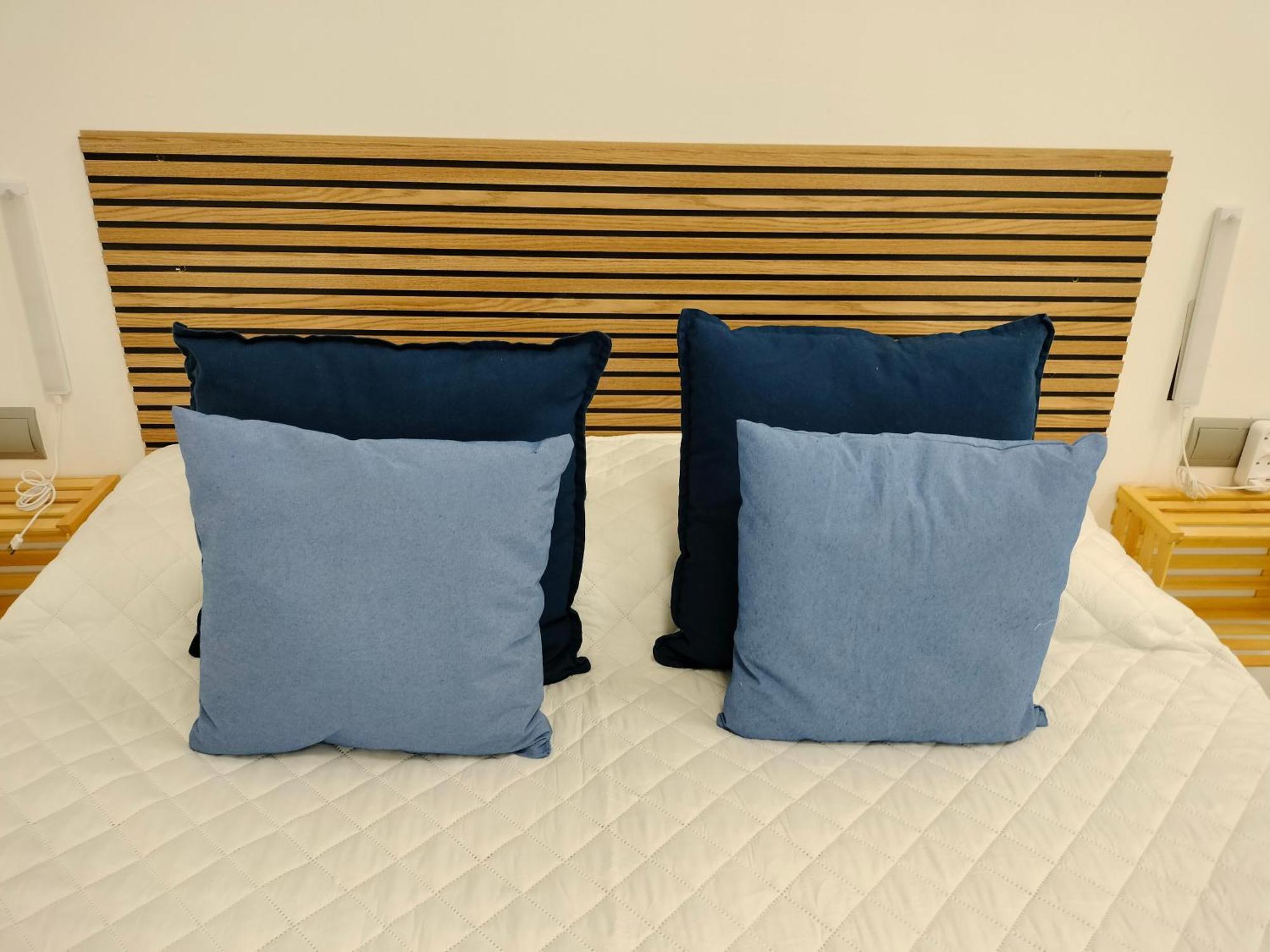 Apartaments Puigcardener 1 Manresa Extérieur photo
